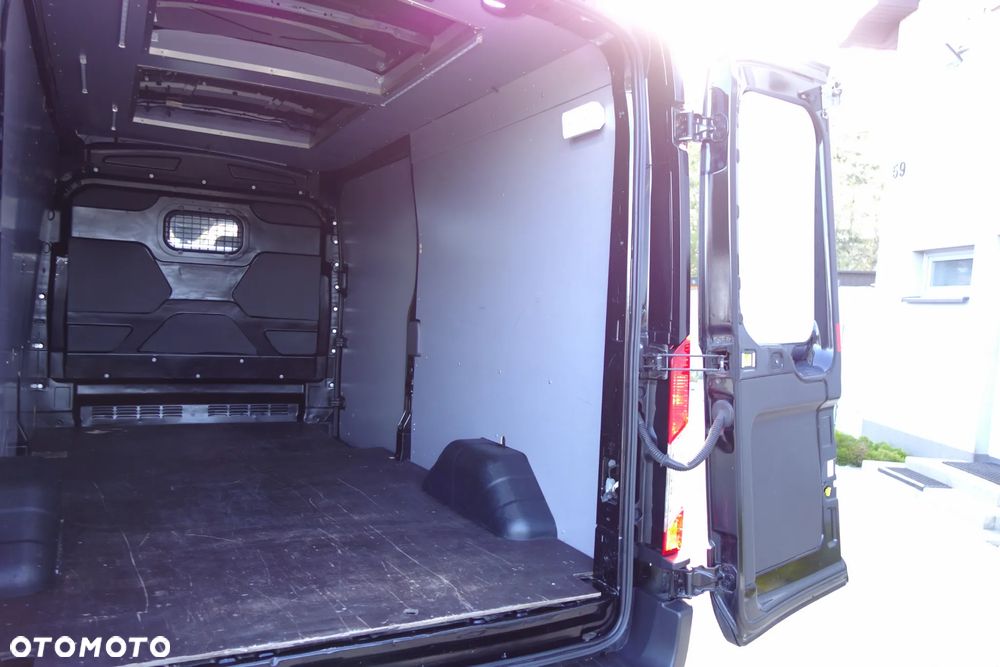 Ford Transit 2.0 Ecoblue  170 KM L3H2 Klima Webasto Kamera - 10