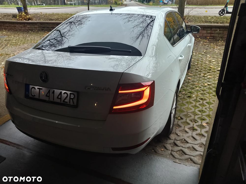 Skoda Octavia 1.4 TSI Ambition - 5