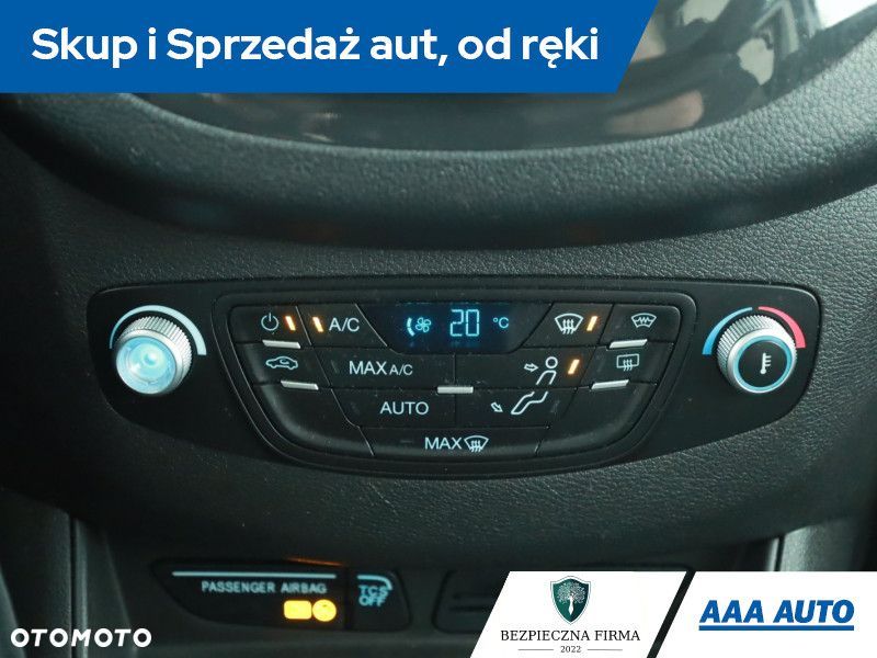 Ford Tourneo Courier - 15