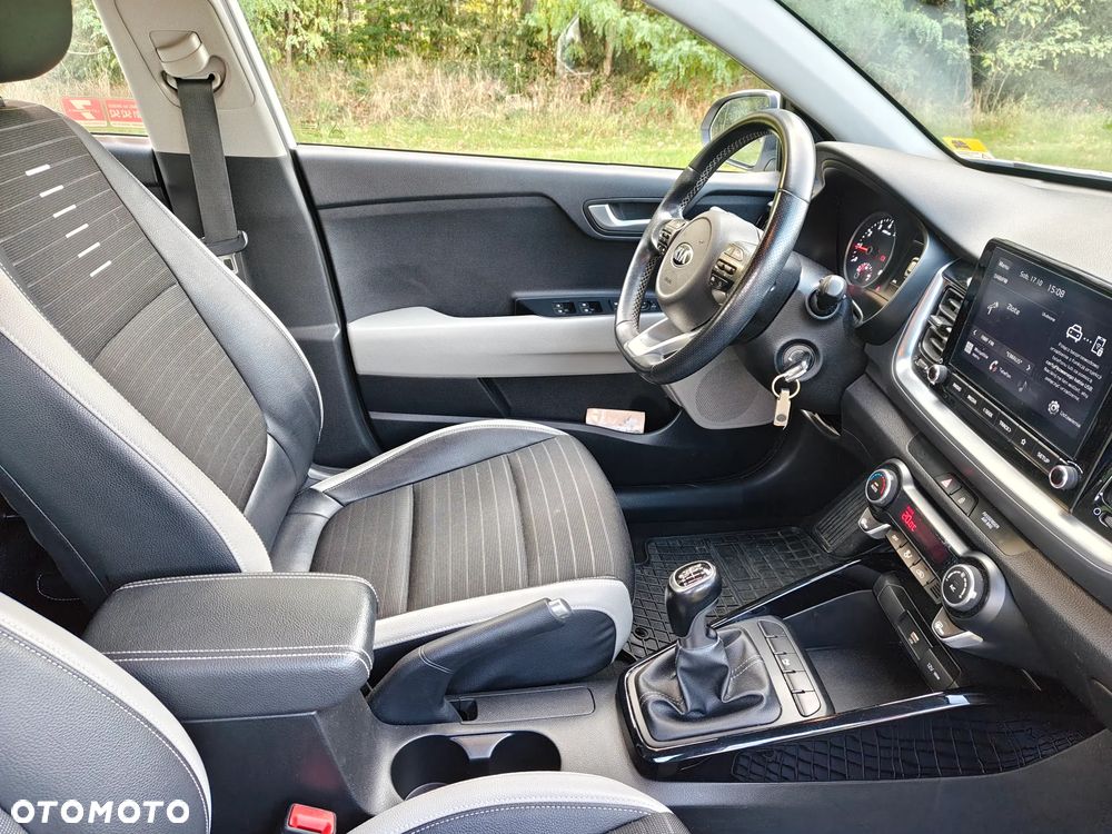 Kia Stonic 1.0 T-GDI L - 14