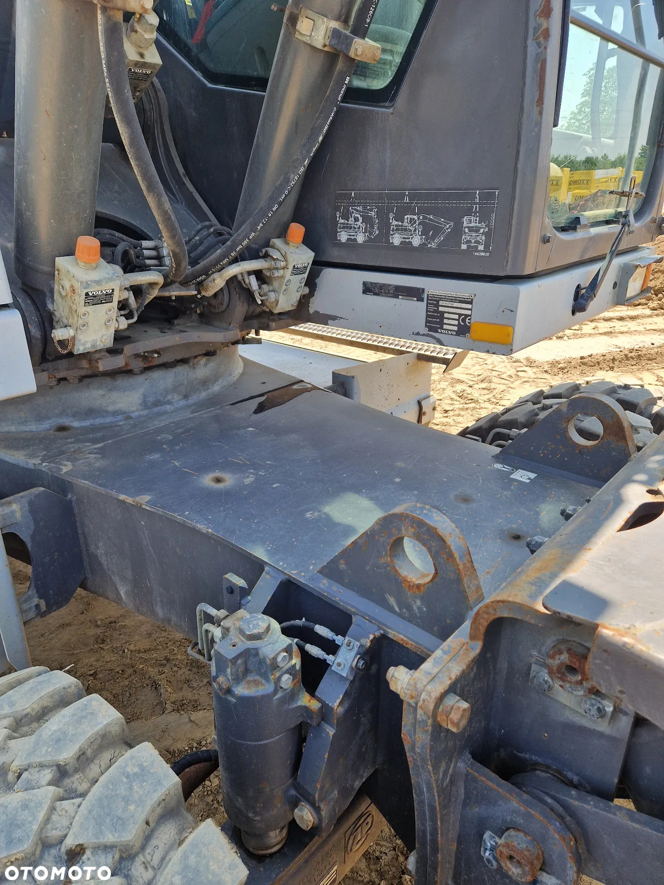 Volvo EW160D - 13