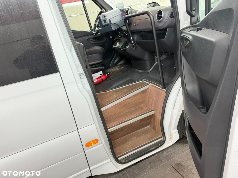 Mercedes-Benz Sprinter 519 - 7