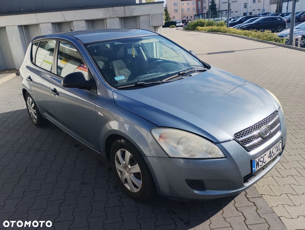 Kia Ceed 1.6 CRDi EX - 3