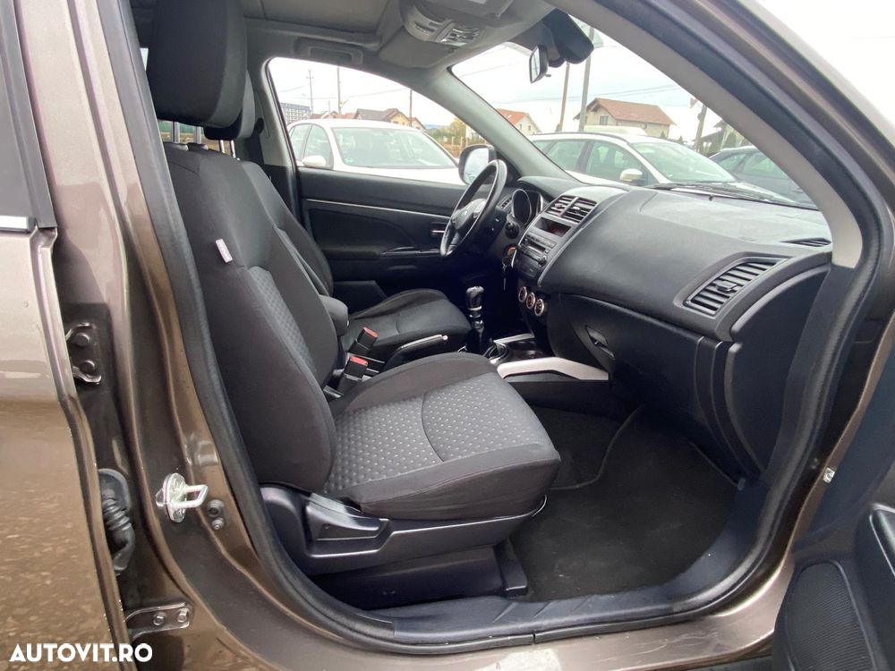 Mitsubishi ASX 1.8 DI-D 2WD Intro Edition - 11