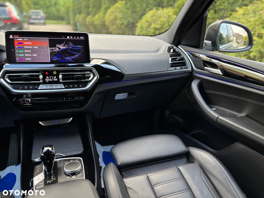 BMW X3 sDrive18d Advantage sport - 23