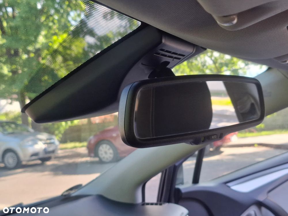 Toyota Avensis Touring Sports 1.6 D-4D Comfort - 25