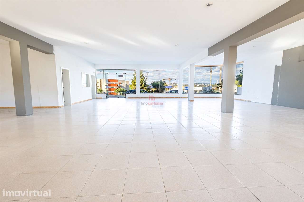 Loja com 150m2 para Arrendamento em Riba de Ave, Vila Nova de Famalicã - Grande imagem: 5/27