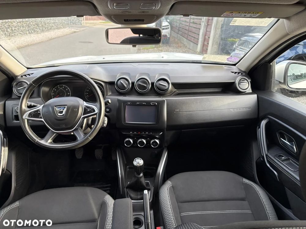 Dacia Duster 1.2 TCe Celebration S&S EU6 - 25