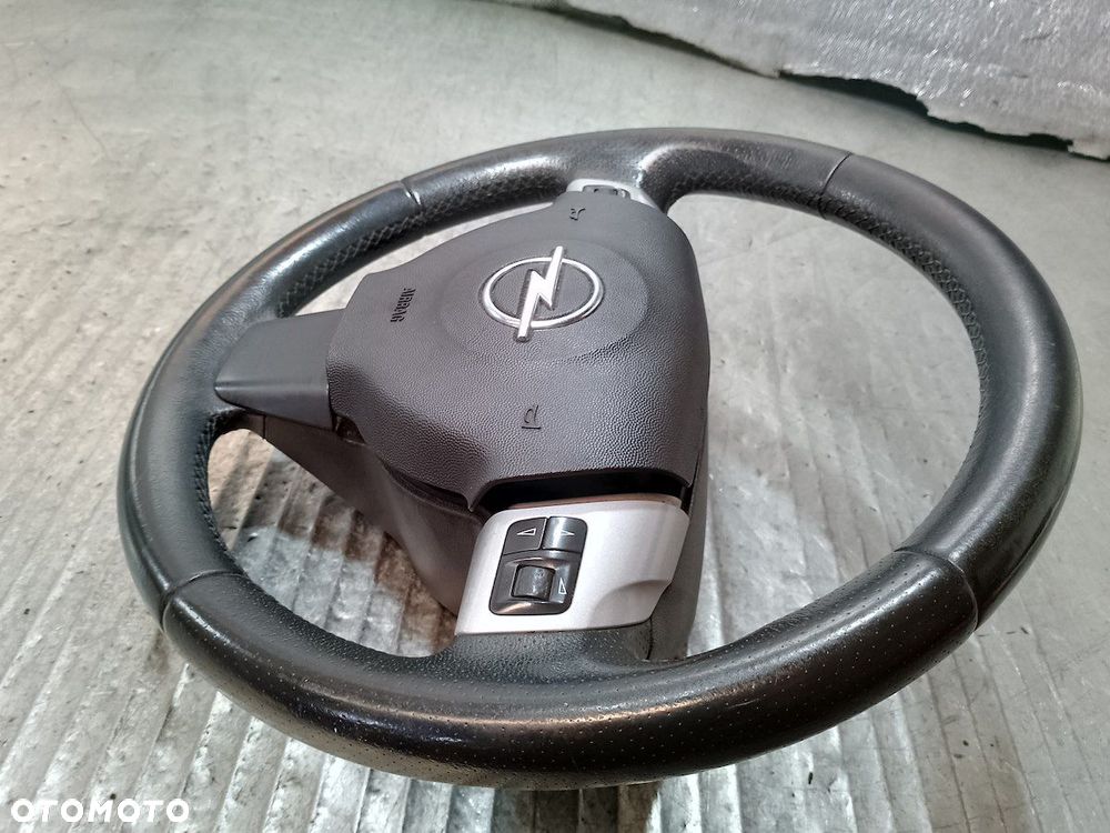 KIEROWNICA Z PODUSZKĄ OPEL VECTRA C 13143136  13112816 - 2