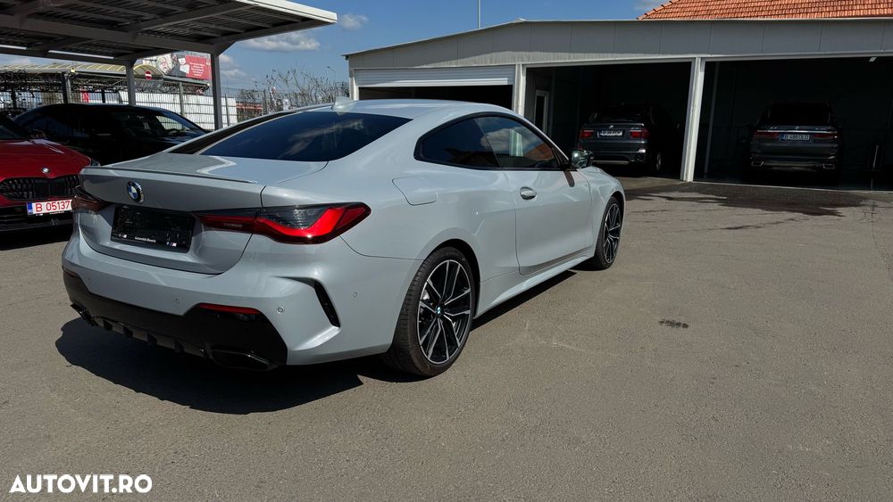 BMW M4 M440i xDrive - 20