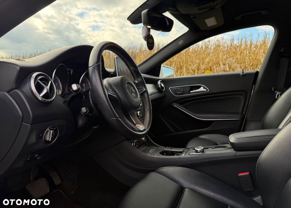 Mercedes-Benz CLA 250 7G-DCT Sport - 15