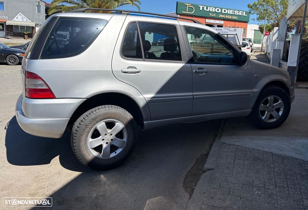 Mercedes-Benz ML 270 - 3