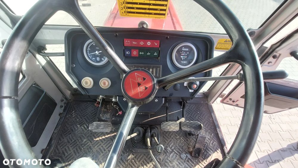 Massey Ferguson 675 - 12