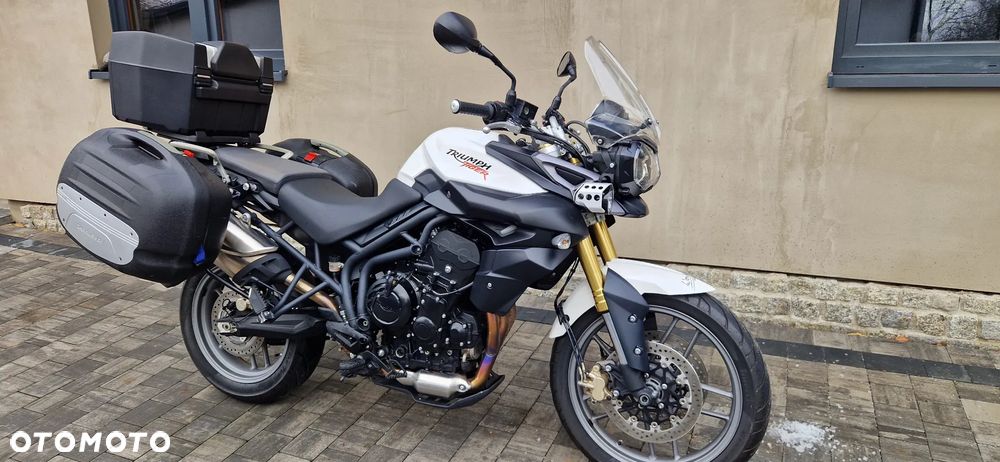Triumph Tiger - 9