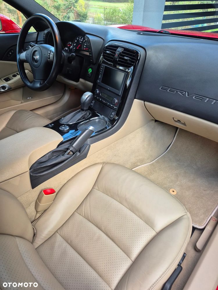 Chevrolet Corvette - 6
