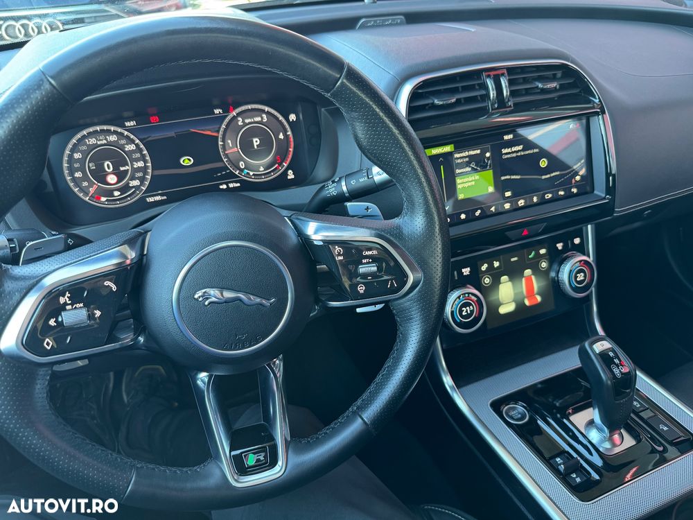 Jaguar XE D180 Aut. R-Dynamic SE - 8