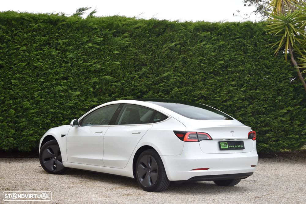 Tesla Model 3 Standard Range Plus RWD - 3