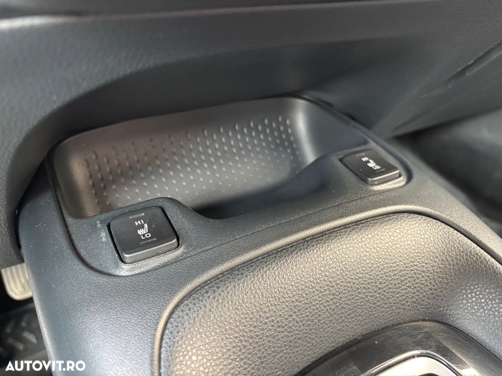 Toyota Corolla Sedan 1.5 TNGA CVT Business - 24