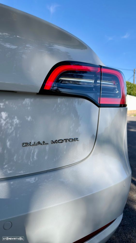 Tesla Model 3 Long Range Tração Integral — fotografia 6