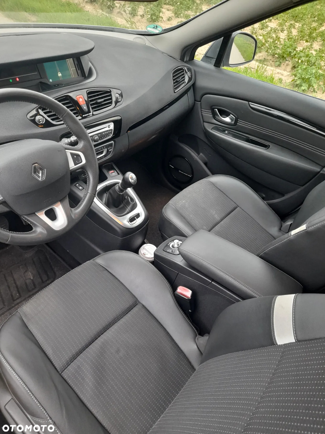 Renault Scenic 1.4 16V TCE Bose Edition - 7