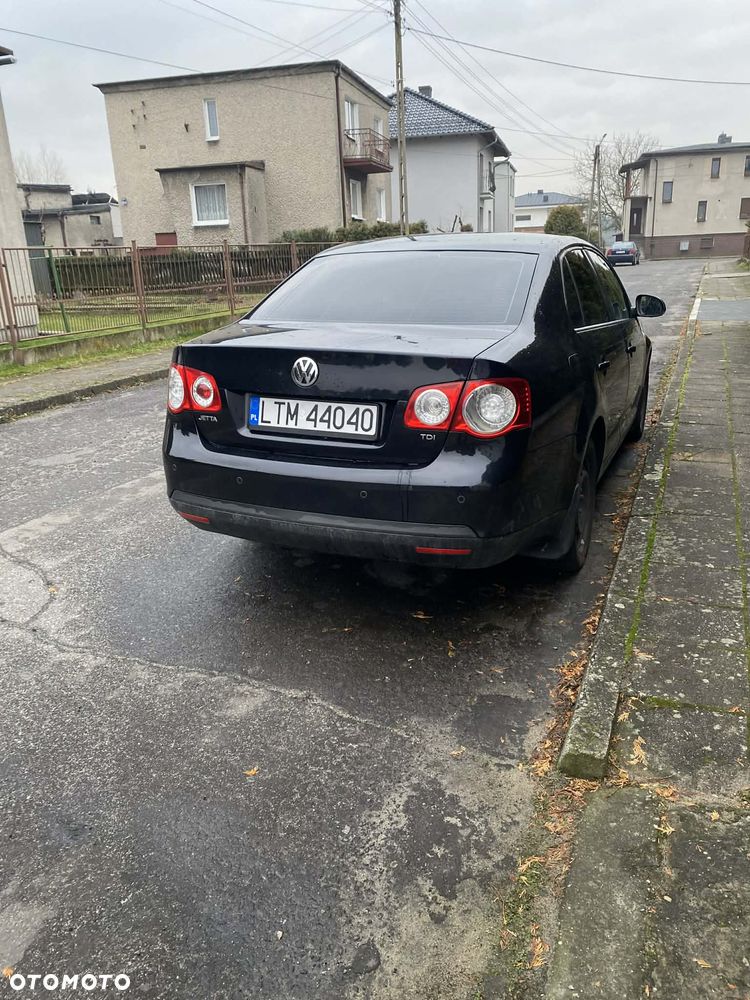 Volkswagen Jetta 1.6 TDI DPF Comfortline - 5