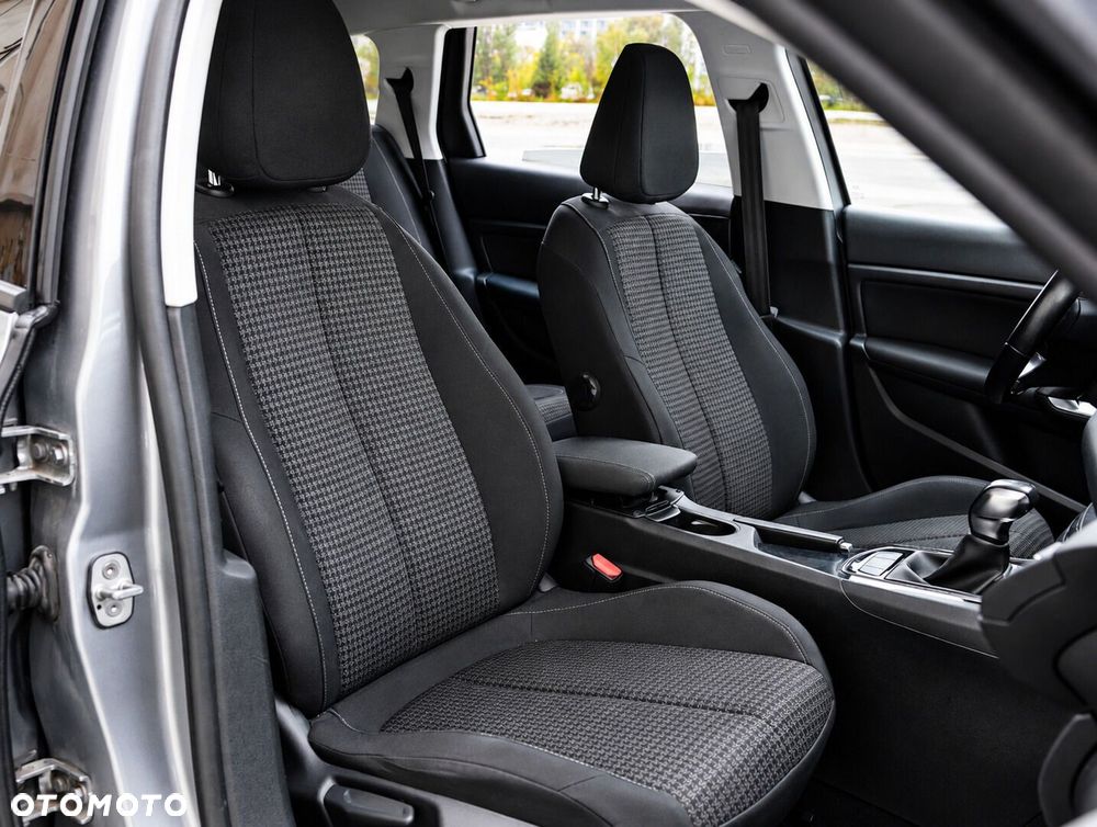 Peugeot 308 - 25