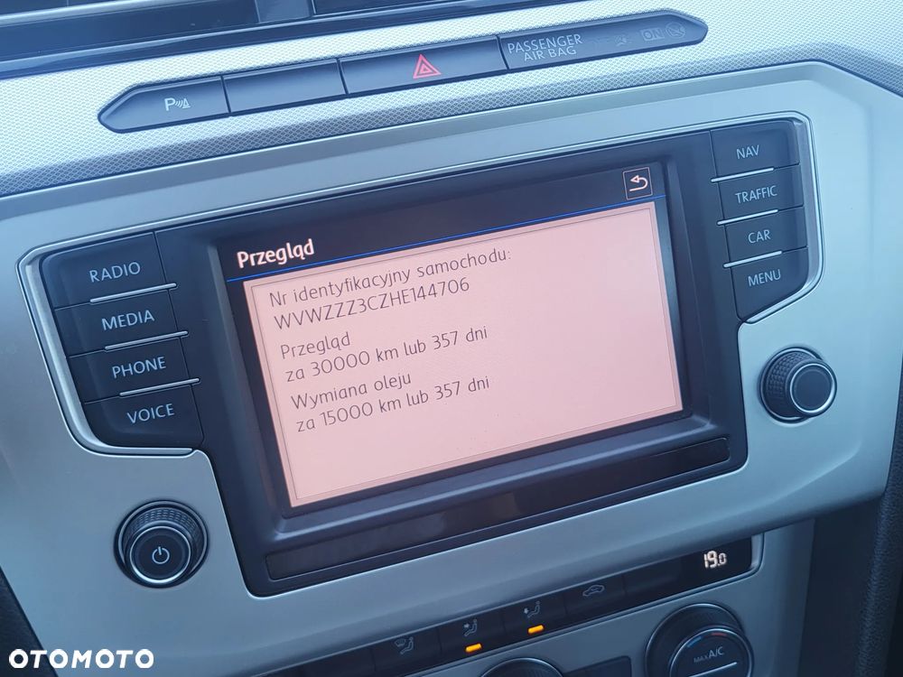 Volkswagen Passat 1.8 TSI BMT Comfortline DSG - 17