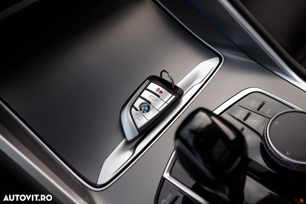 BMW X6 xDrive40i xLine - 31