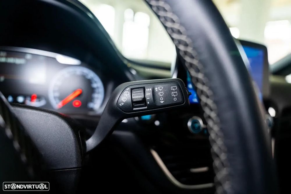 Ford Fiesta 1.5 EcoBoost S&S c/ Pack Pele Exclusiva ST - 44
