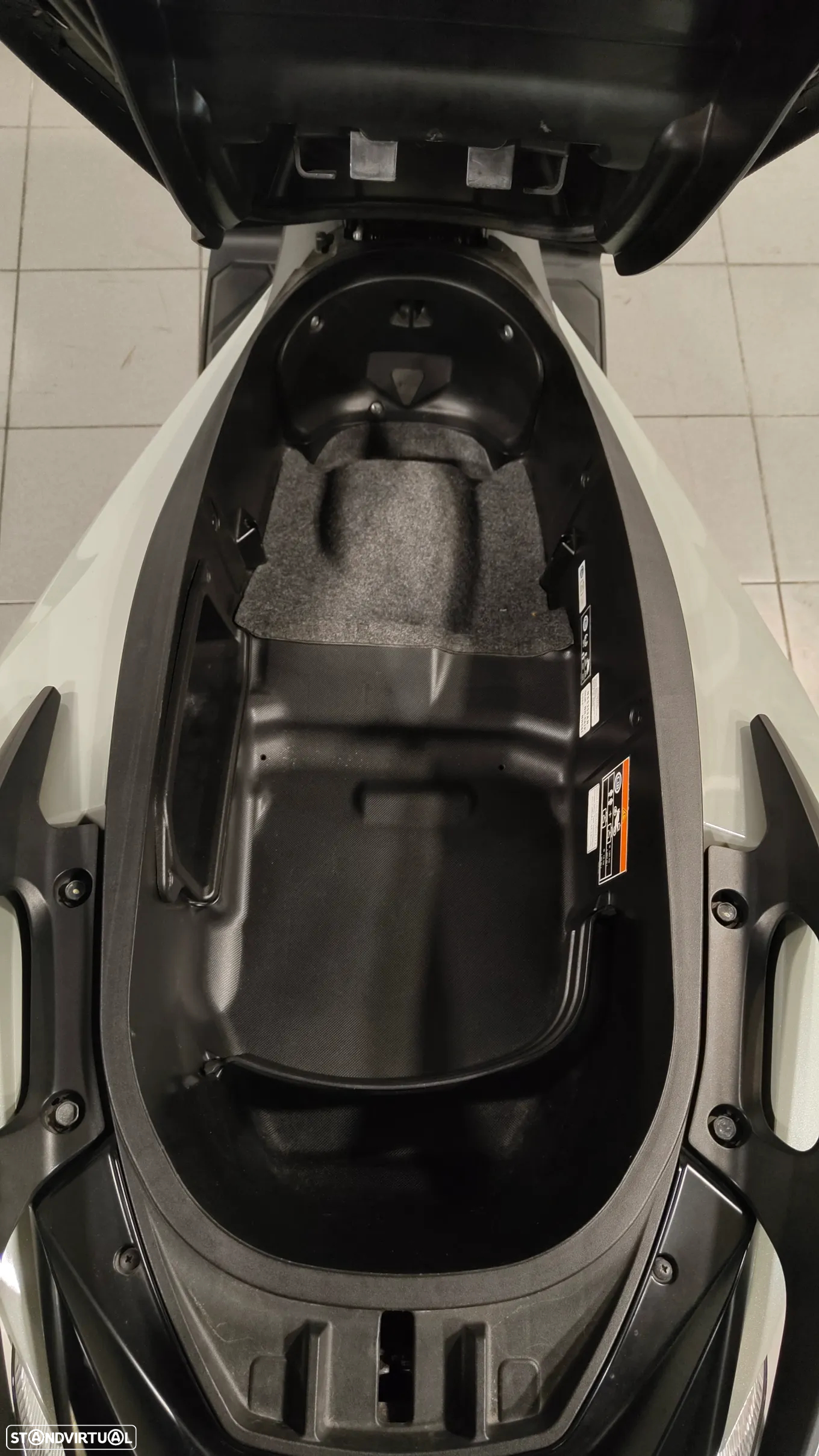 Honda Forza 350 - 12