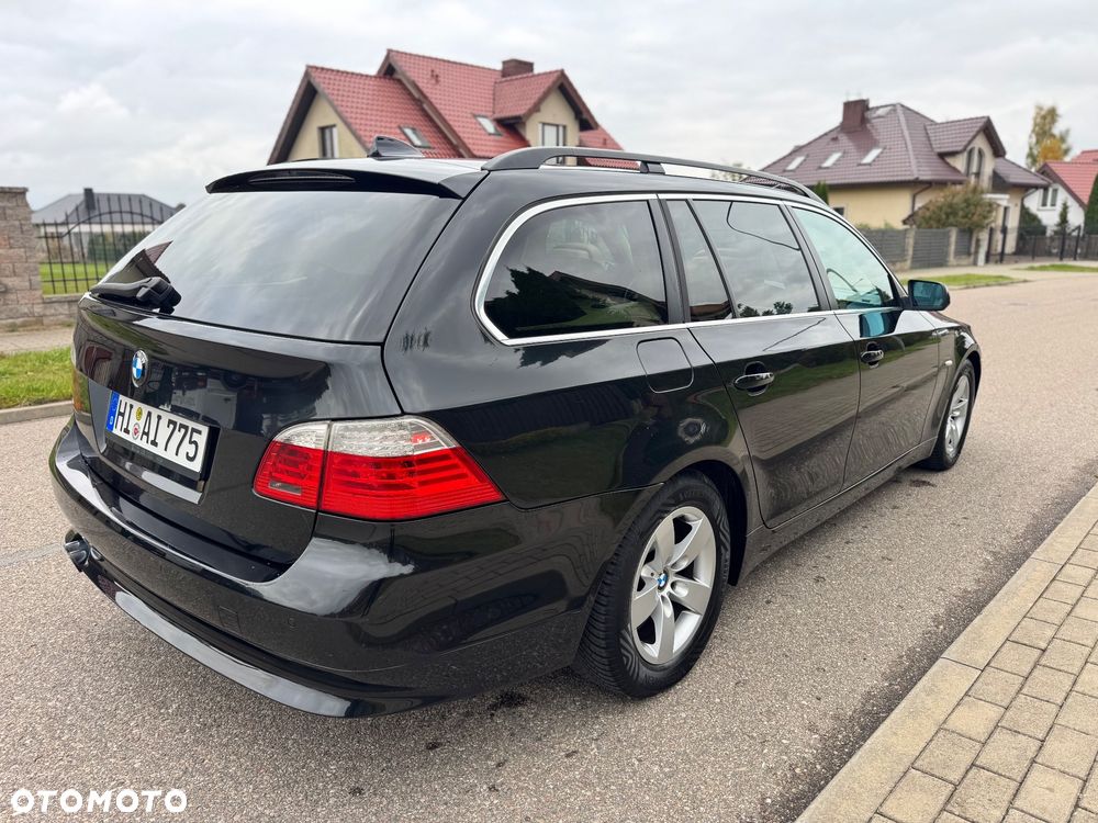 BMW Seria 5 530d Touring - 9
