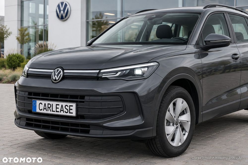 Volkswagen Tiguan - 13