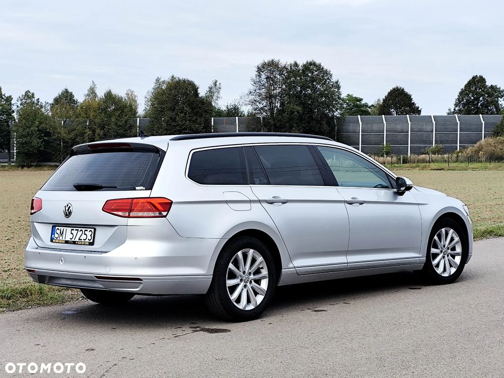 Volkswagen Passat 2.0 TDI (BlueMotion Technology) Comfortline - 3