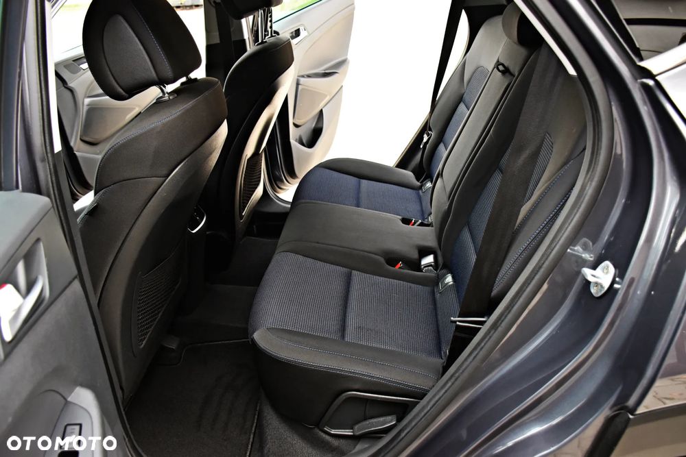 Hyundai Tucson 2.0 CRDI 4WD Automatik Premium - 26