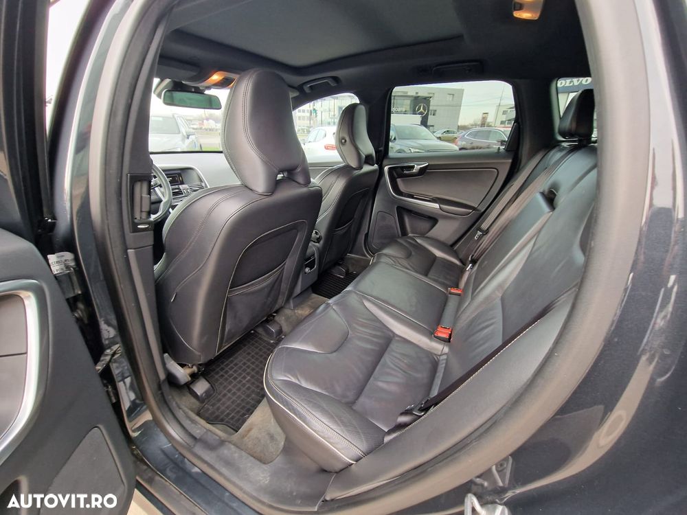 Volvo XC 60 D4 AWD Summum - 13