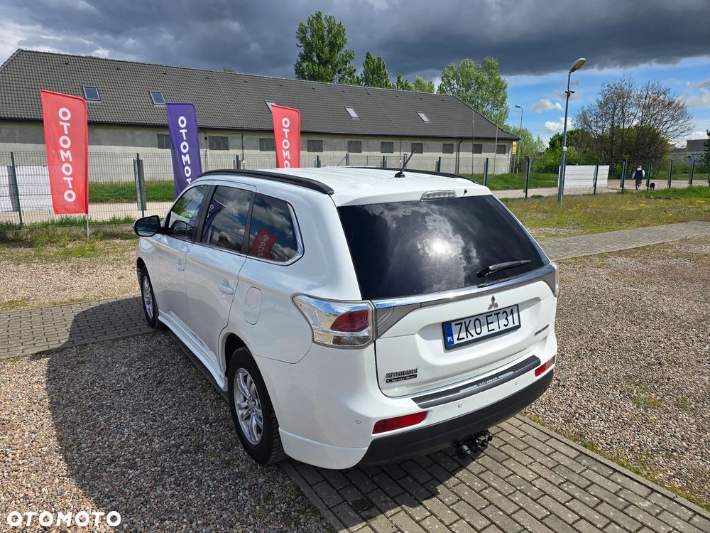 Mitsubishi Outlander 2.0 4WD CVT Edition+ - 9