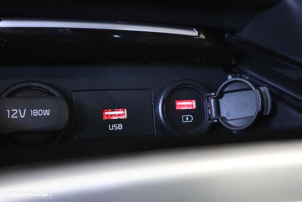 Kia XCeed 1.6 GDi PHEV Tech - 32