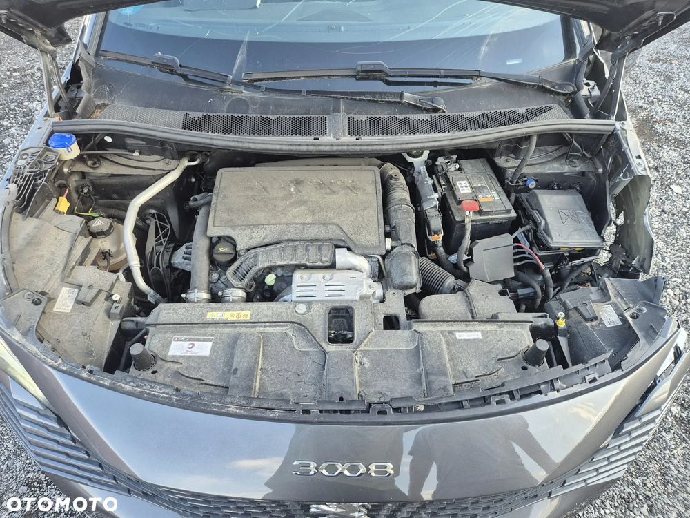 Peugeot 3008 1.2 PureTech Allure Pack S&S EAT8 - 28