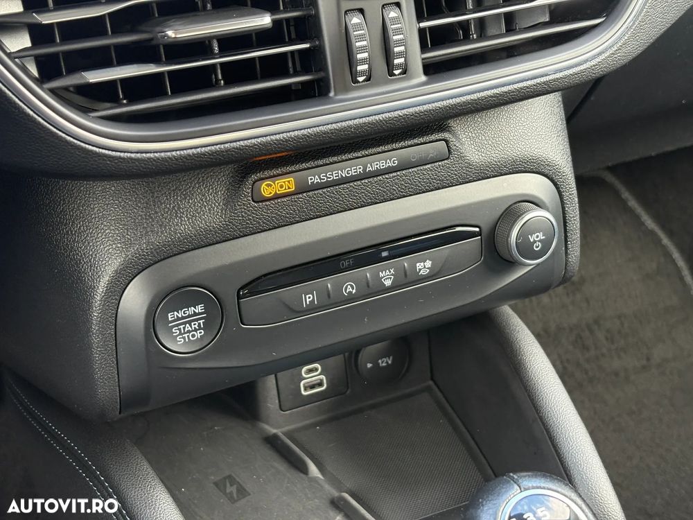 Ford Focus 1.0 EcoBoost Hybrid ACTIVE STYLE - 16