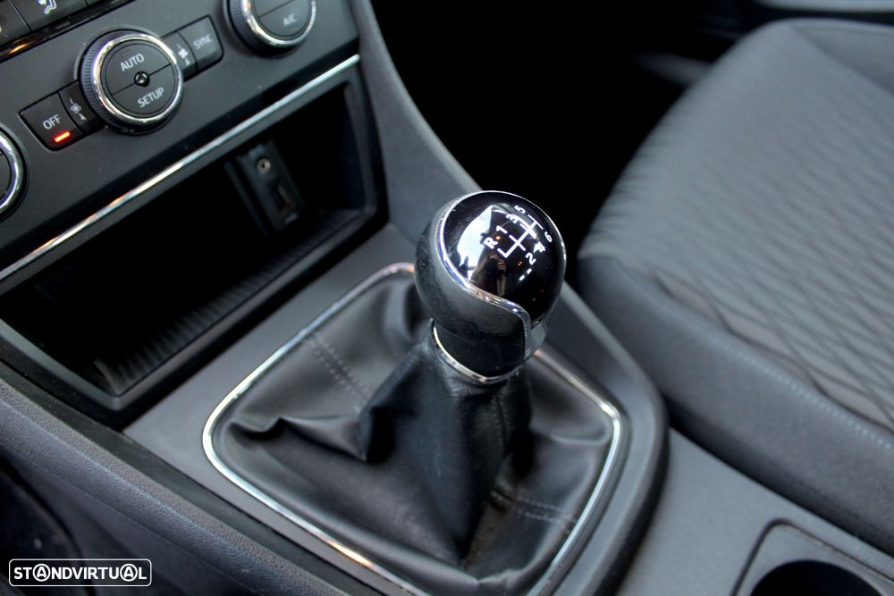 SEAT Leon ST 1.6 TDI Reference Ecomotive - 11