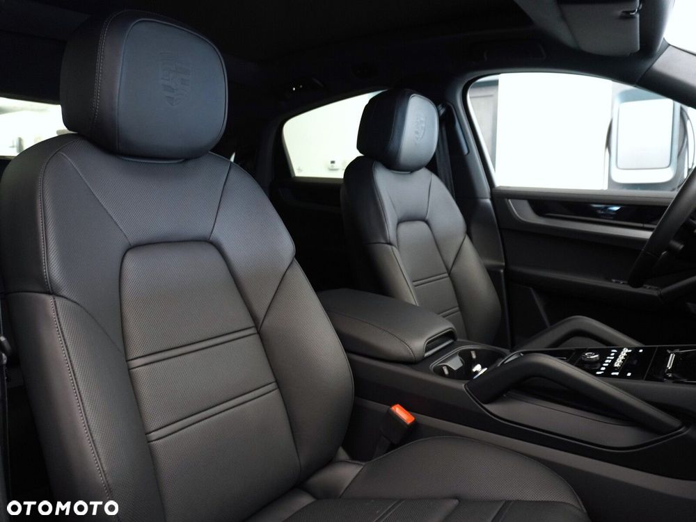 Porsche Cayenne Black Edition - 32