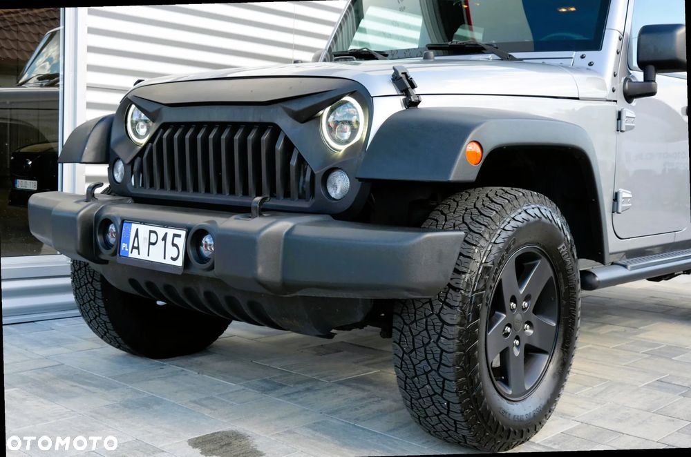 Jeep Wrangler Unlimited 3.6 Automatik Backcountry - 16