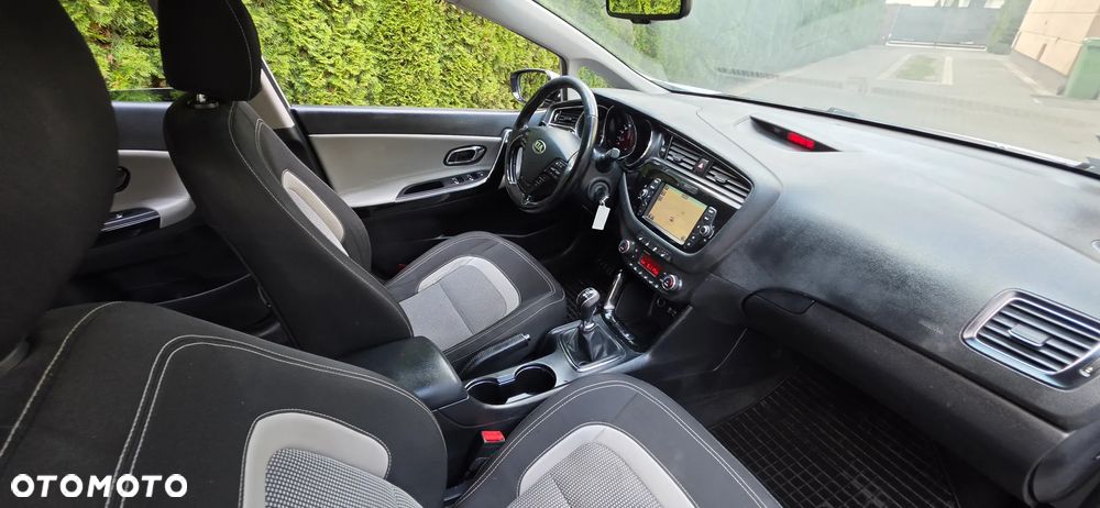 Kia Ceed 1.6 CRDi L Business Line - 6