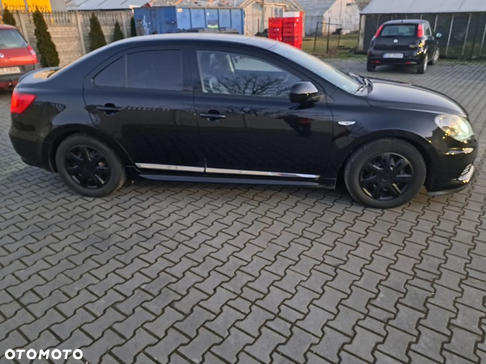 Suzuki Kizashi 2.4 Sport - 4