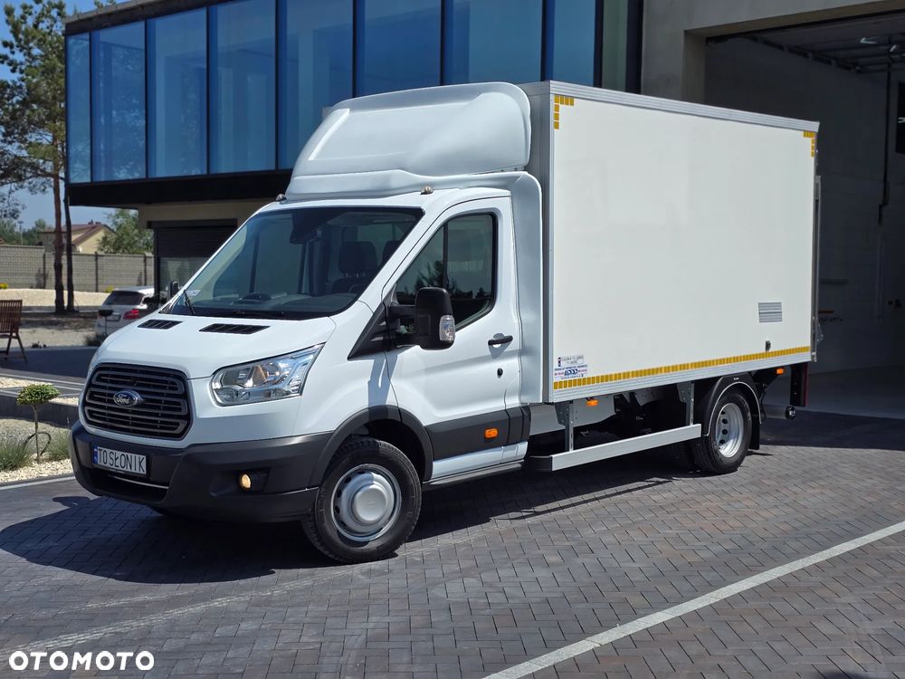 Ford TRANSIT 350-170 IZOTERMA WINDA 750Kg 48 Tyś Km SERWIS ASO FORD DO OSTATNIEGO Km SALON PL STAN JAK NOWY TEMPOMAT KLIMA ELKTRYKA ASYSTEN KIEROWCY WZMOCNIONE TYLNE ZAWIESZENIE RESOR + PODUSZKI PNEŁMATYCZNE - 10
