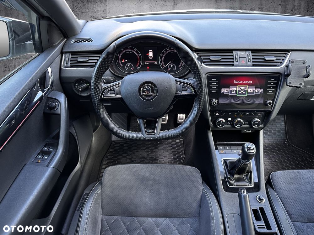 Skoda Octavia 2.0 TSI RS Challenge 245 - 11