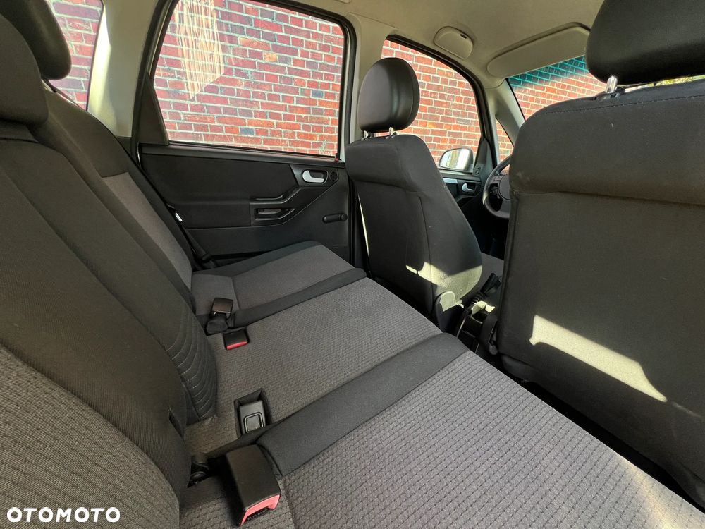 Opel Meriva - 16
