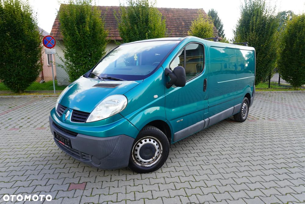 Renault TRAFIC - 1