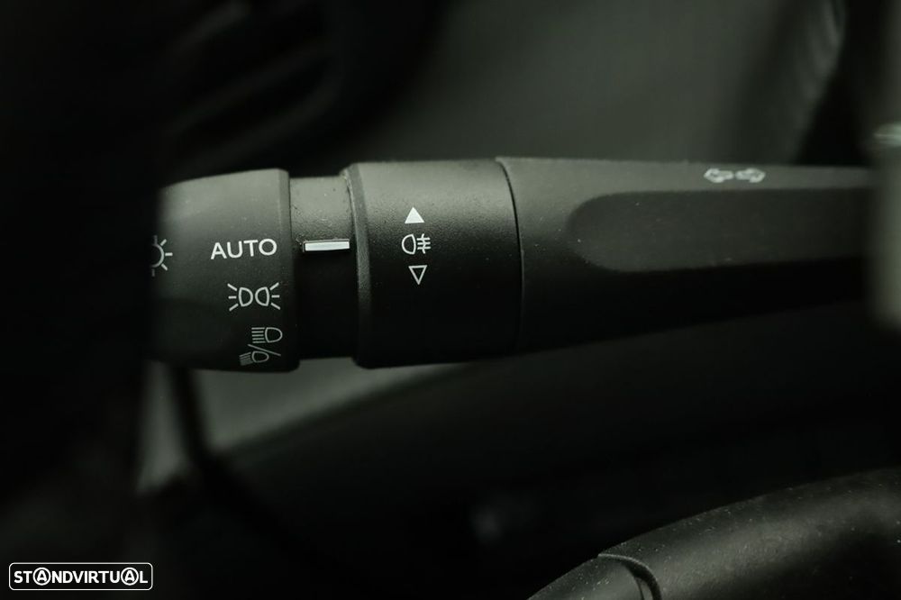 Peugeot 208 1.2 Allure - 16