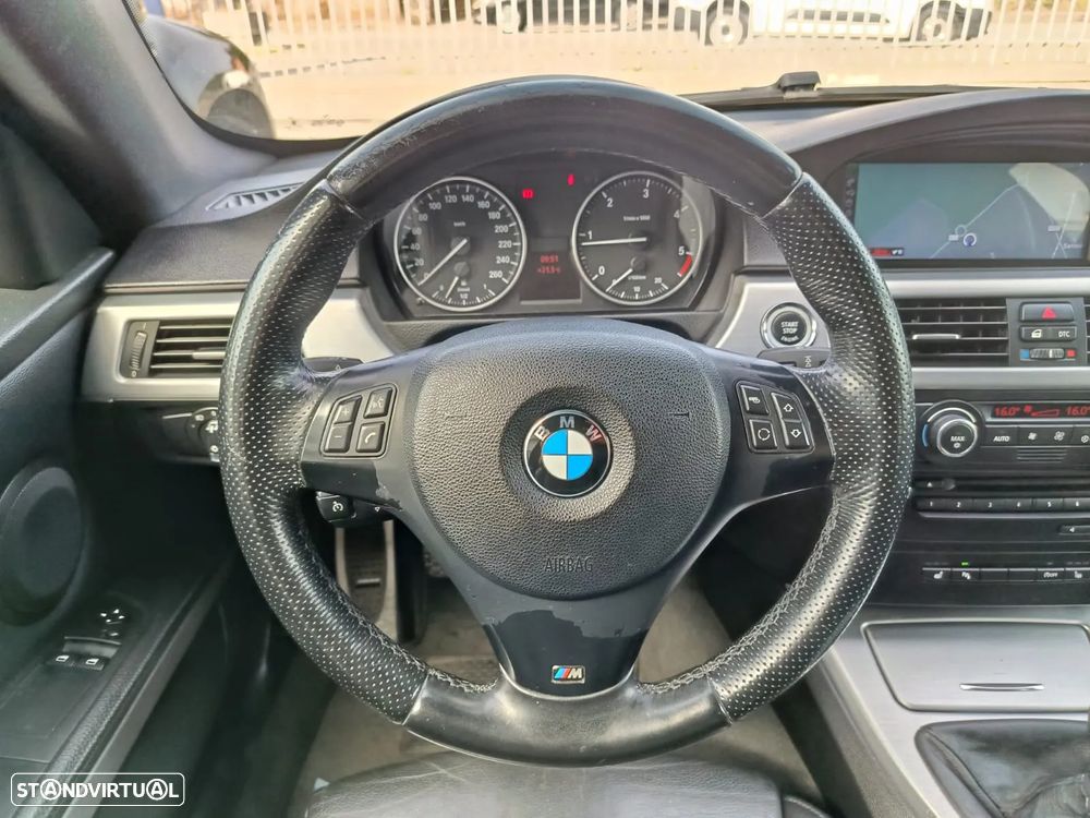 BMW 320 d Coupe - 15